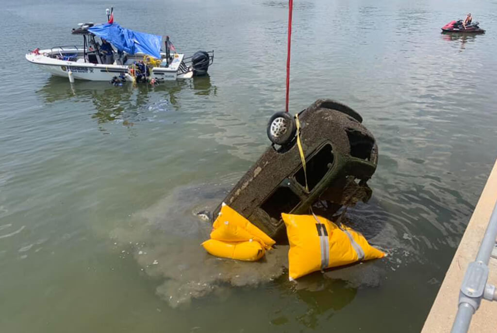 underwater investigator